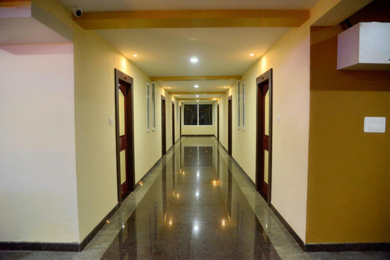 Hotel Souparnika Sagar  Exterior photo