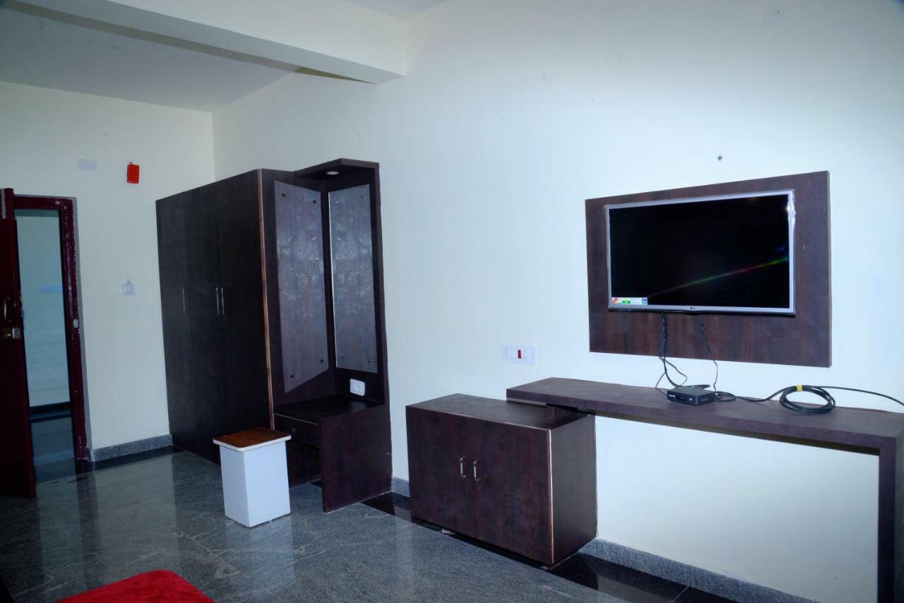 Hotel Souparnika Sagar  Exterior photo